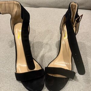 Glaze Black Women's Heels with Ankle Strap